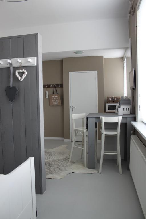 Raadhuis Egmond Egmond aan den Hoef Chambre photo